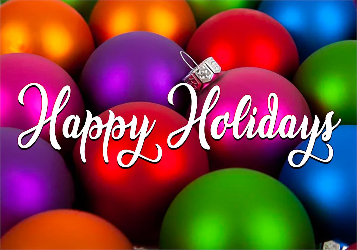 WilliamShatner's tweet image. For those celebrating today.  The entire Shatner family sends their love and well wishes to you and yours this Christmas!

Love, Bill ❤️