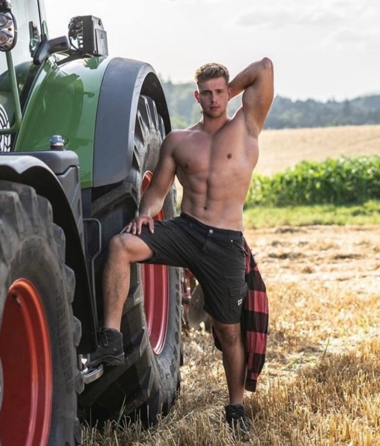 Hot Gay French (17K) on Twitter: "Hot farmer"