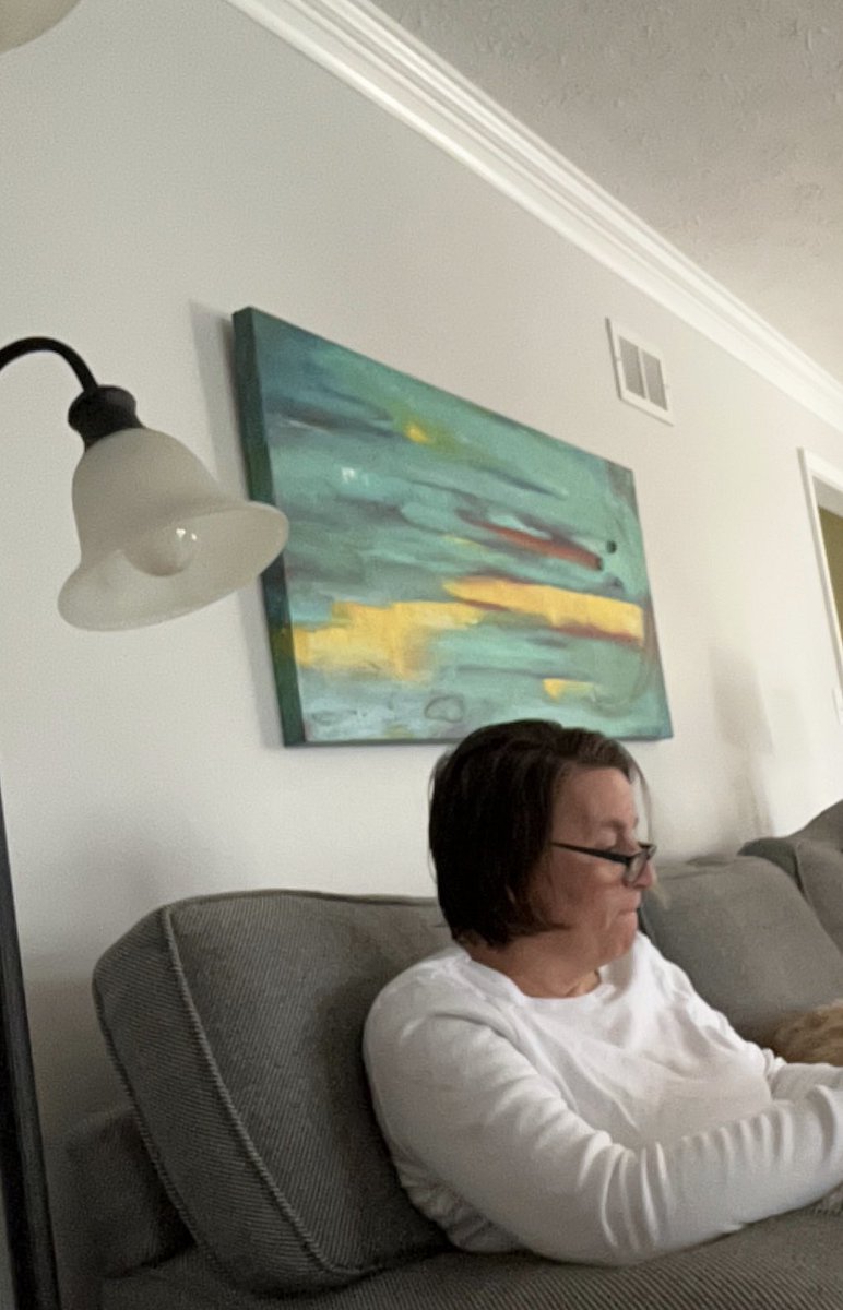 ReillyHoran1's tweet photo. i hope my mom never gets tiktok, the full volume facebook videos are enough as it is https://t.co/KRT6MEB1bw