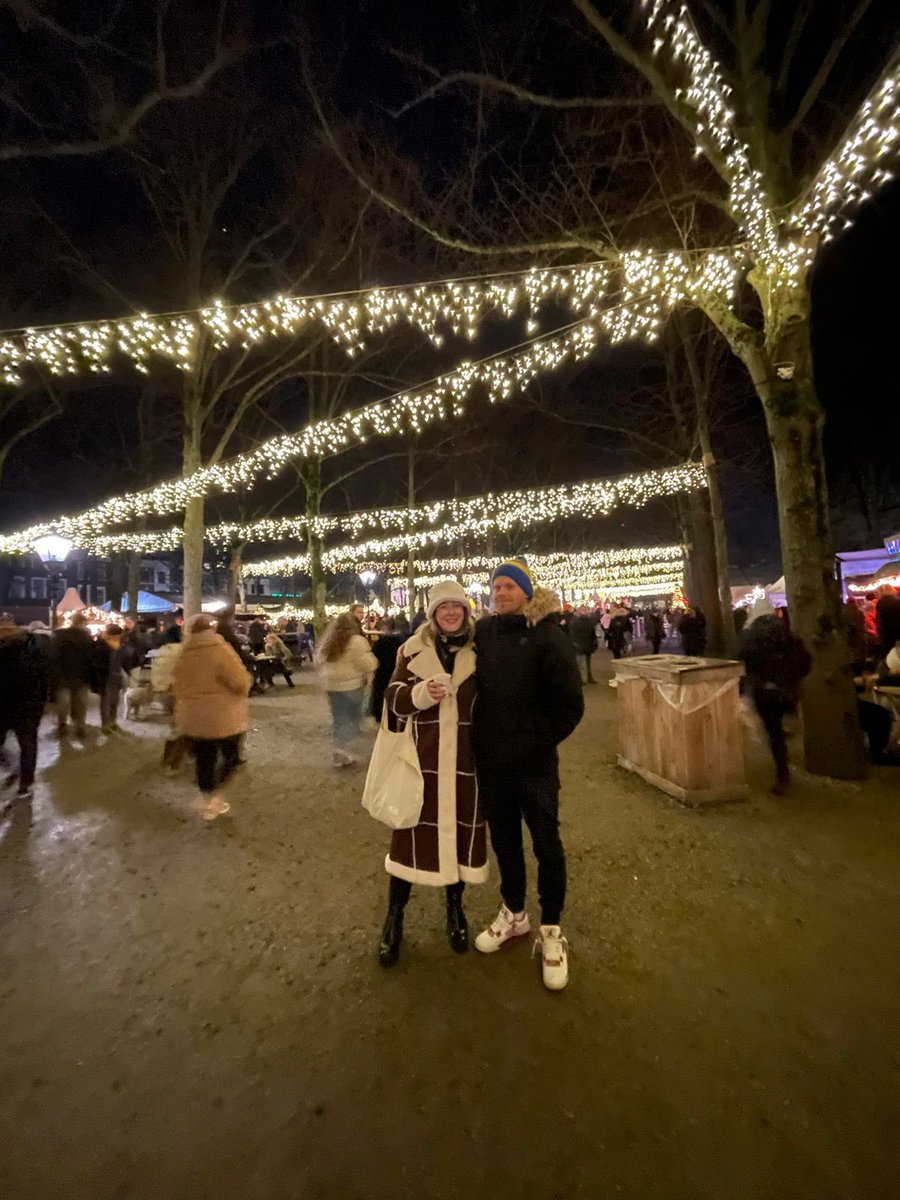 Eina góða við að vera ekki komin til islands strax. Jólamarkaðir❤️