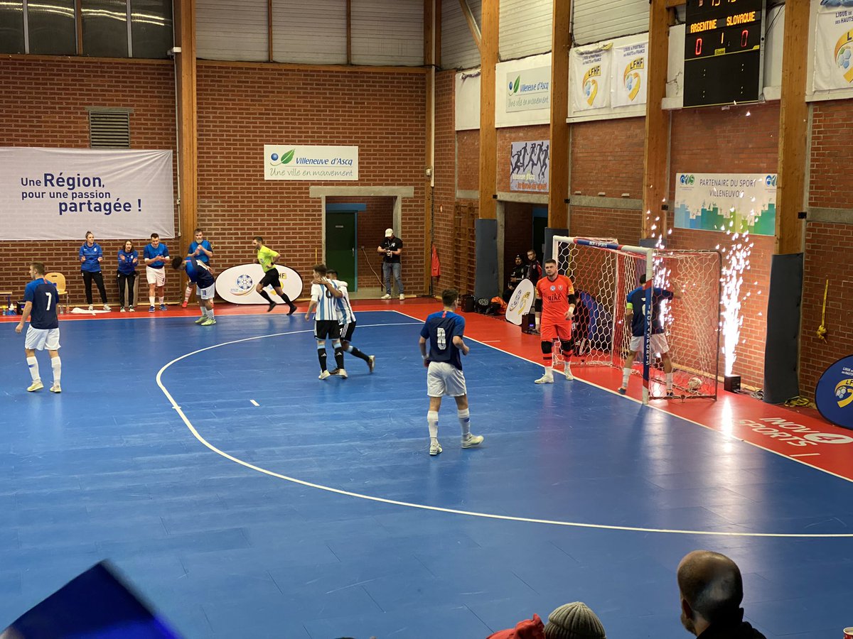 Après la 3ème place obtenue par la France (4-3 face à la Slovénie), place à la finale de la Winter Futsal Cup entre l’Argentine et la Slovaquie #ARGSVK #U21 #futsal