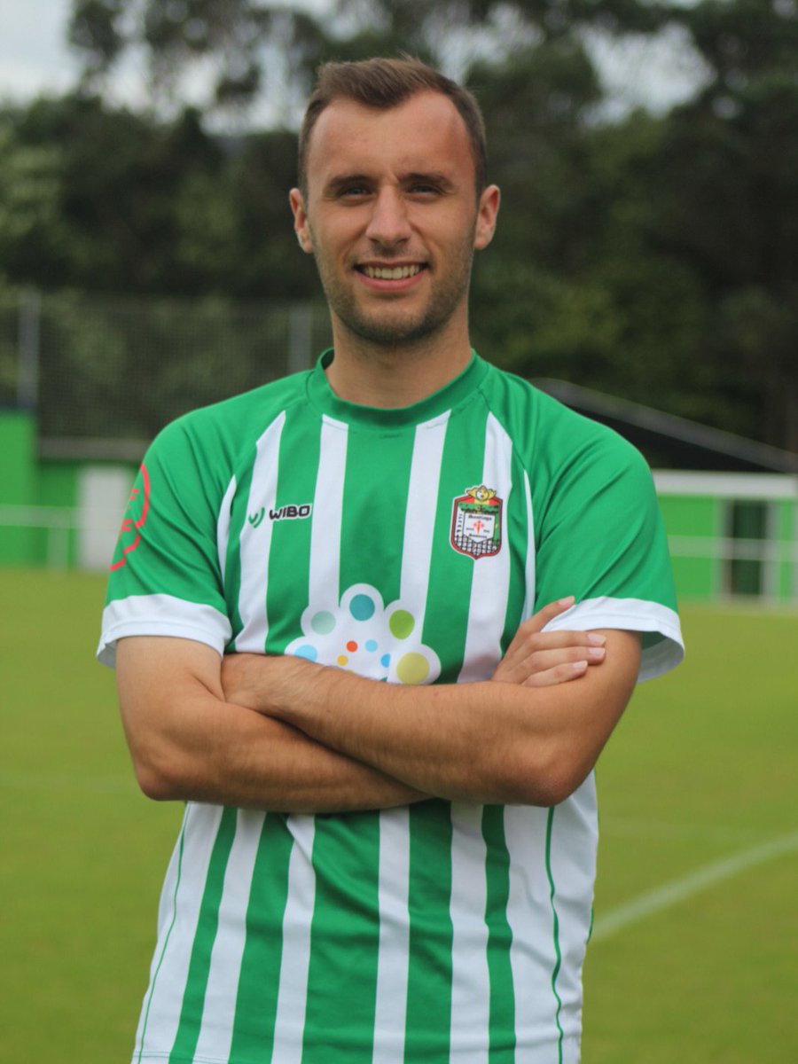 ud_somozas's tweet photo. Hoxe temos ao noso capitán de aniversario e non queremos deixar pasar a oportunidade de felicítalo.  🎂🎉2️⃣8️⃣

Moitos parabéns, capitán! 💚 https://t.co/MLeCNT6hRy