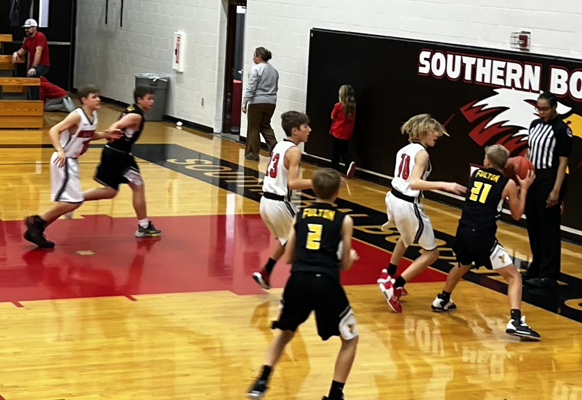 RaebelAngie's tweet photo. The 7th grade boys basketball team lost against Southern Boone this afternoon. #fmsteach #fultonproud @BethHouf @FPSActivities https://t.co/DCv9Zlqdu0