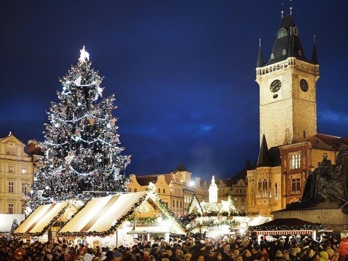 APIabroad's tweet image. Christmas markets in Prague  🤩
 
#ispyapi #apiabroad #studyabroad 
📷 by @api.prague
