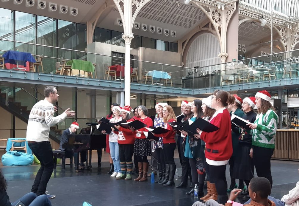 The NHS Choir (L&G) tweet media