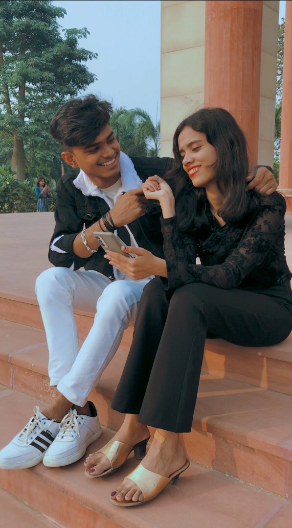 DipankarSingh28's tweet photo. Video’s Partner 🎥 
.
.
#VideoPartner #Video #VideoViral #DipX15 #DipankarSingh #Dipankar #VideoCreator #ContentCreator #actor #dipankarsingh28 #patel #dipankarpatel #dipankarsinghofficial #ayushisingh #youtuber #instagramer #tiktoker #likee #tikistar #joshstar #DipFam https://t.co/rb1jpjrptH