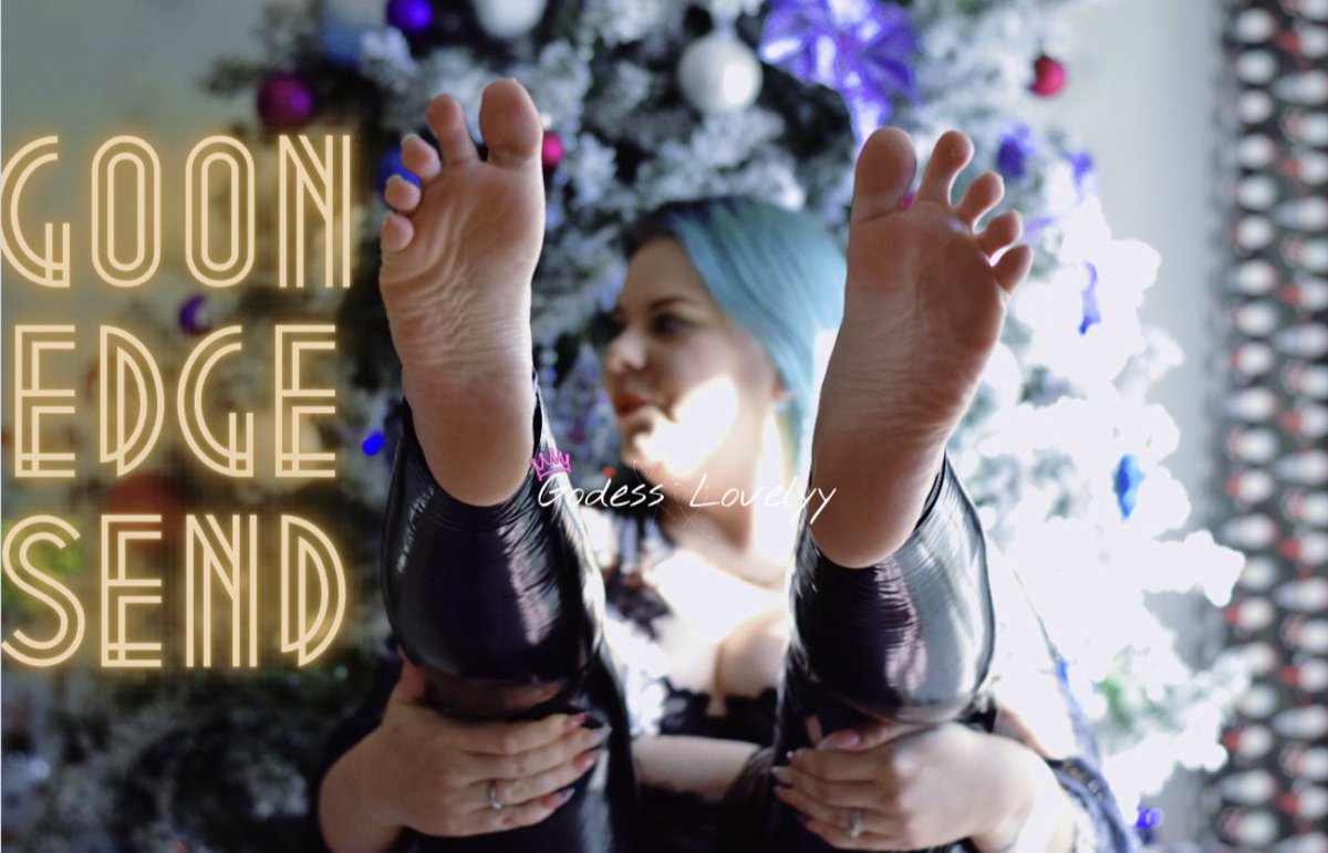 sendtolovelyy's tweet photo. Stay locked in your room all day and goon while I spend your money 🥵 

Keep edging until you’re infertile 😘

Findom Foot Fetish Feet Worship Soles Drain Session https://t.co/8a9WV47hQr