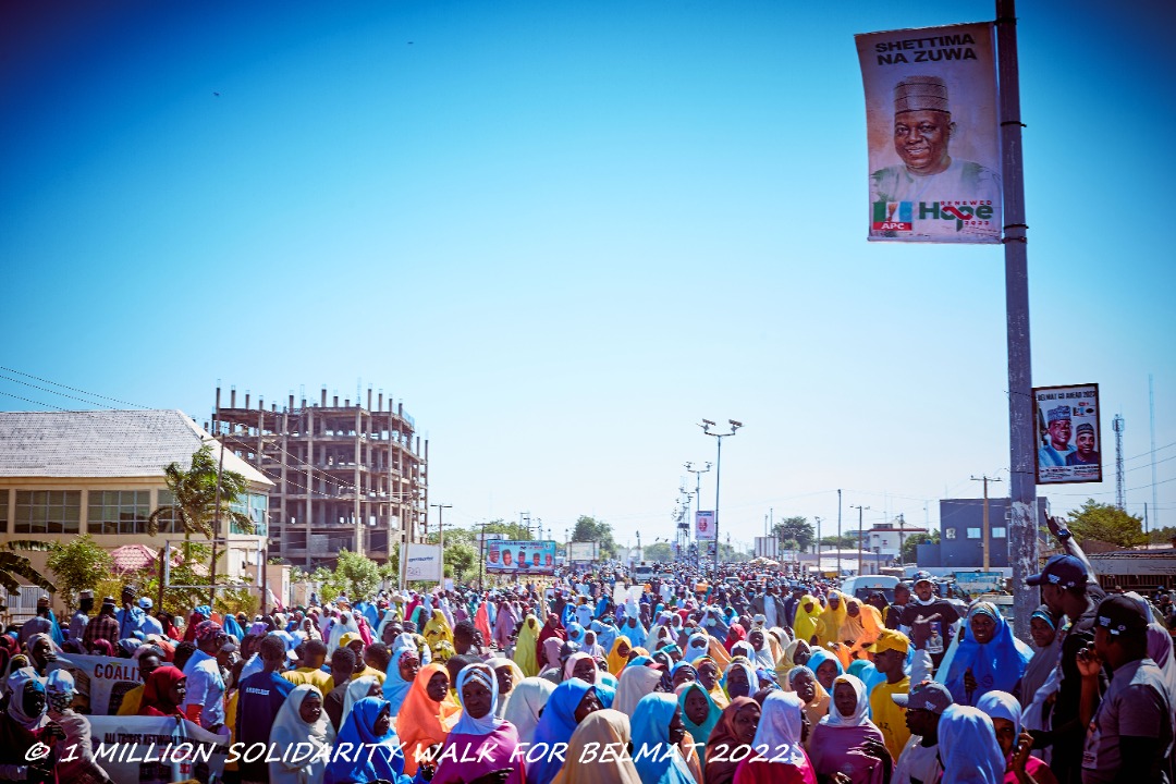 Yazeeddanfulani's tweet photo. I wish to thank our teeming youths for the solidarity they showed during the 1 Million Walk in support of His Excellency, Governor Matawalle's 2nd term. This shows that the Youths of Zamfara are solidly behind His Excellency! https://t.co/JYVzcDSh6j