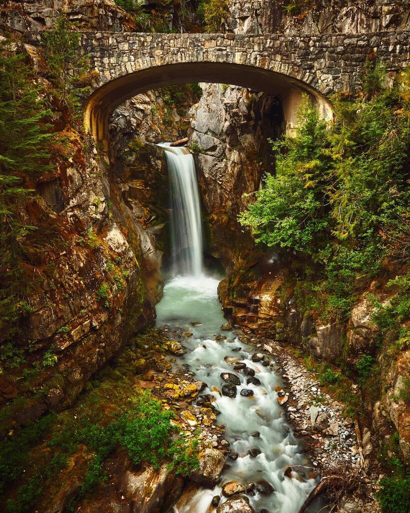 There be trolls livin’ under that there bridge, no doubt ‘bout it. 

#waterfall #waterfallphotography #waterfallhike #waterfalllovers #waterfallchasing #landscapephotography #naturelovers #naturegram #naturephoto #bridge #troll instagr.am/p/CmR600CvbVc/