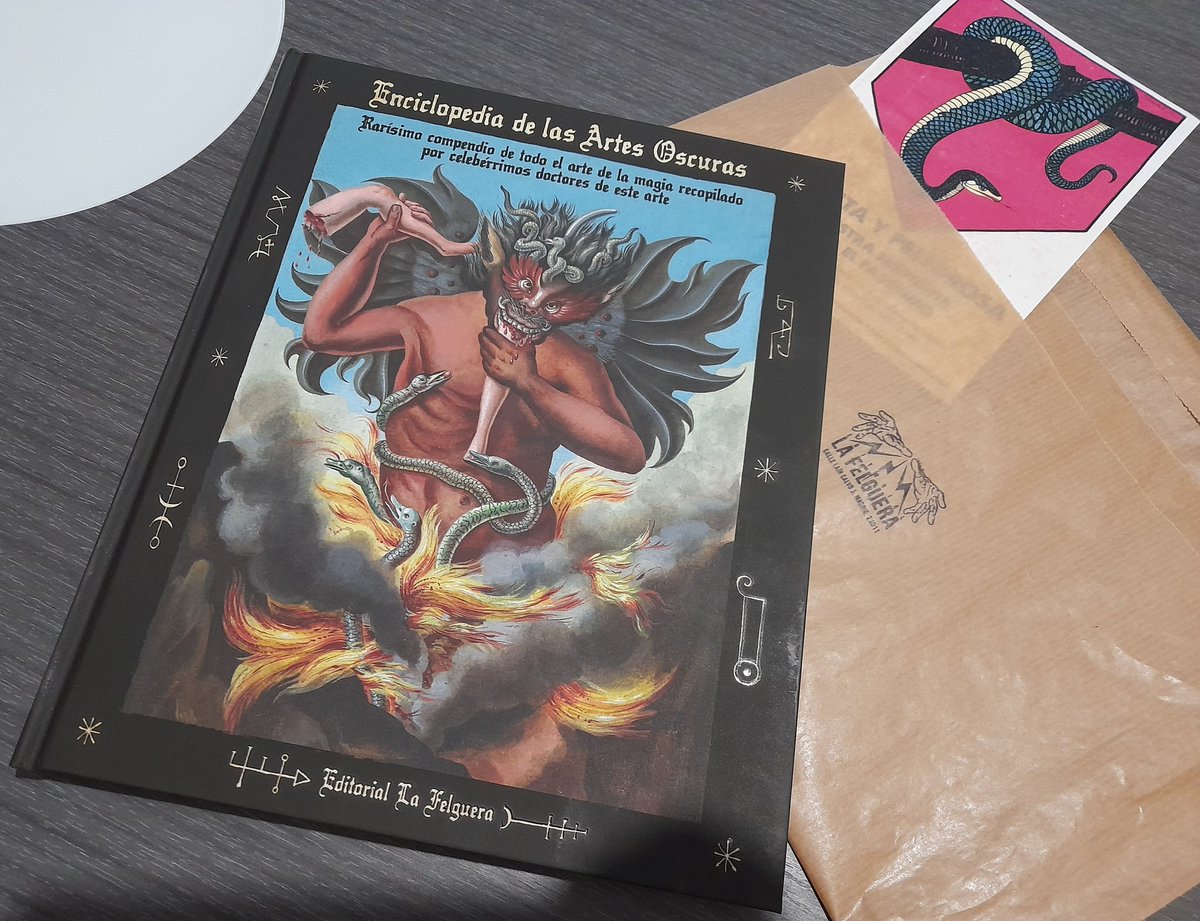 No he sido muy original eligiendo, pero es que había mucha gente.
Para la próxima tendrán que buscar un sitio más amplio, porque está claro que público hay.