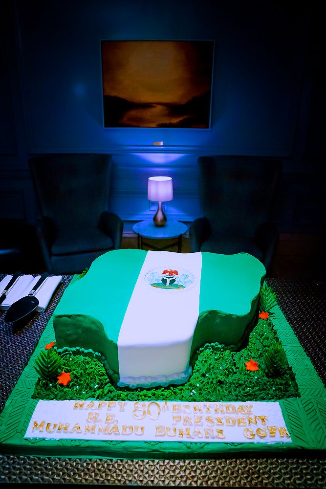 NigeriaGov's tweet photo. Happy Birthday, President Muhammadu Buhari!
#PMBAt80 https://t.co/SiObdAAgTF