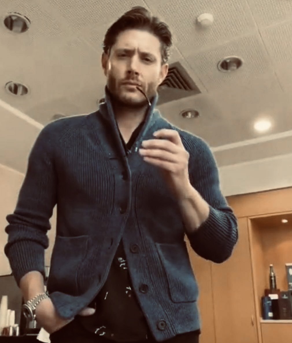 AWaywardSoul's tweet image. #NewProfilePic #ProfessorStyle. Take a seat…