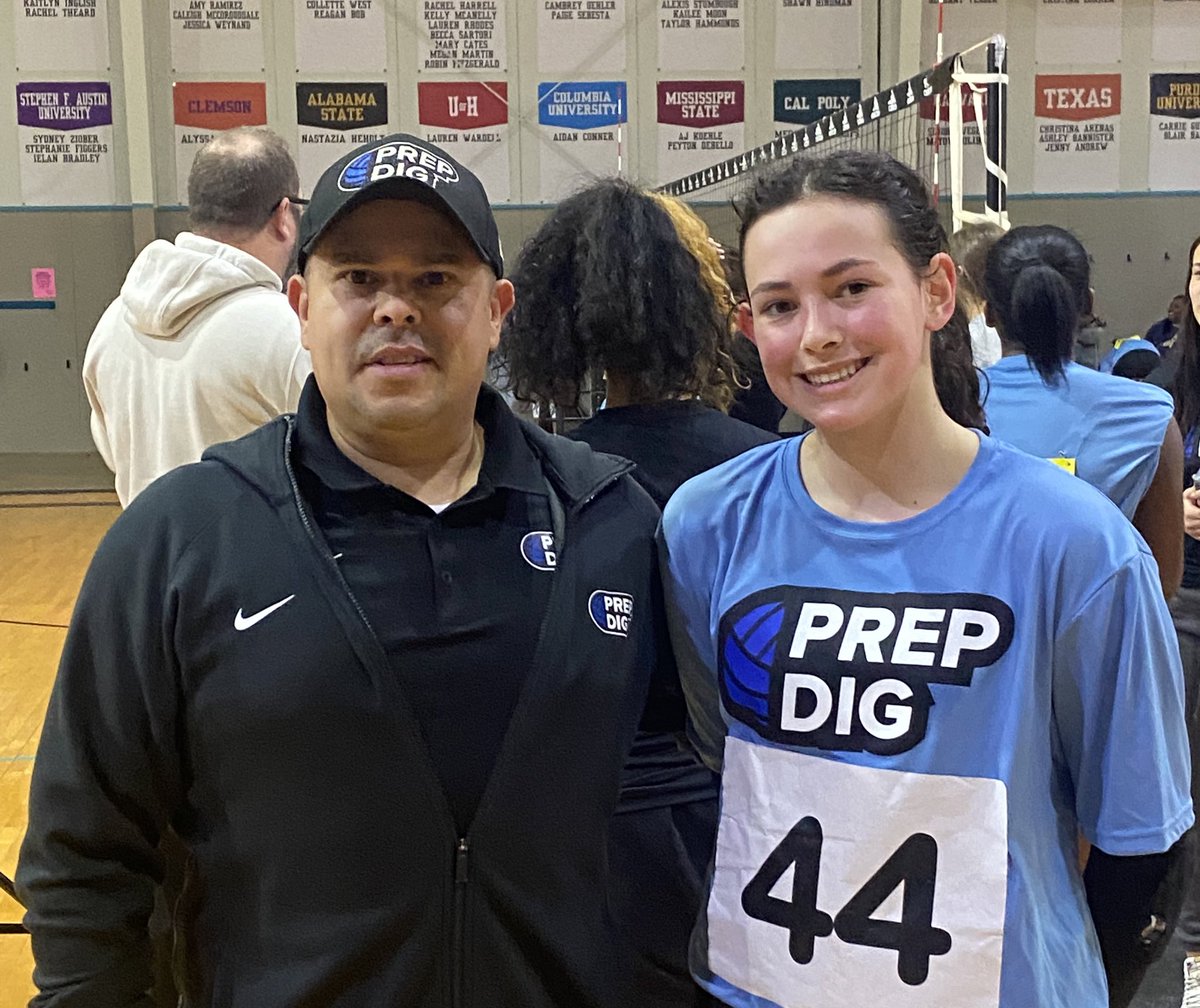 Daniela Laing tweet media