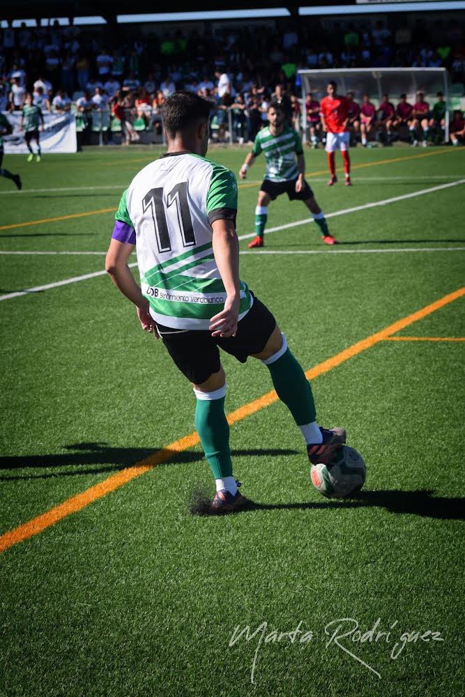 Mañana vuelve nuestro 1️⃣1️⃣. Fue severamente castigado con cuatro partidos, pero ha acompañado a sus compañeros en cada viaje y no ha faltado a un entrenamiento.

Todo talento, todo compromiso. Gracias <a href="/CrisEscuderoM/">Cristian Escudero</a>. Contigo, #VamosAHacerlo💚🤍