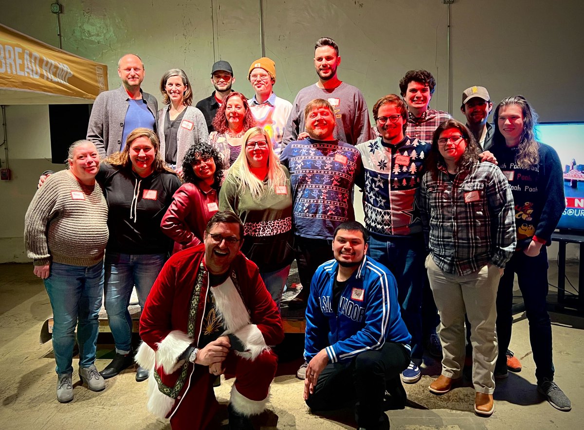 CornbreadHemp's tweet image. Happy holidays from our quickly growing team at Cornbread Hemp! 🌽🍞🧡  And a special thanks to Ten Twenty Brewery for hosting our holiday party this year. 

Seasons greenings, y'all! 🎄🌿🎅🏼

#cornbreadhemp #kentucky #workparty #family #cornbreadmafia #hemp