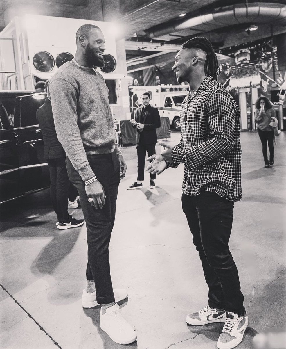 JustinESports's tweet photo. Bijan 🤝 LeBron https://t.co/pVch6QfEfc