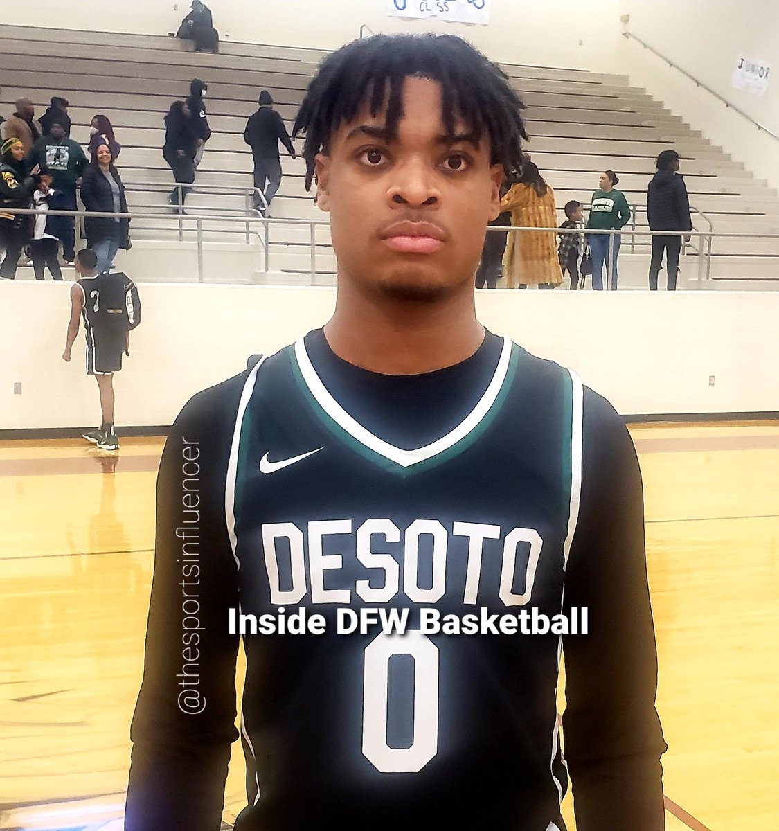 HeadsUpSI's tweet photo. #HEADSUP #InsideDFWBball 
Desoto  75
Red Oak  62
Final 

Deshawn Crawford scored a game-high 21pts and 
Arrington Cooper added 16pts  

Michael Gatewood led Red Oak with 16pts https://t.co/WmjHmsrC40