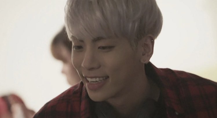 StRaWbE31095243's tweet photo. @SHINee Will love you forever and always our jjong~! Rest in peace…and until we meet again..🌙🦕💫 #JONGHYUN #jonghyunrip #SHINee #shinee5 #jjong #jonghyunourmoon https://t.co/H37aXYZGYu