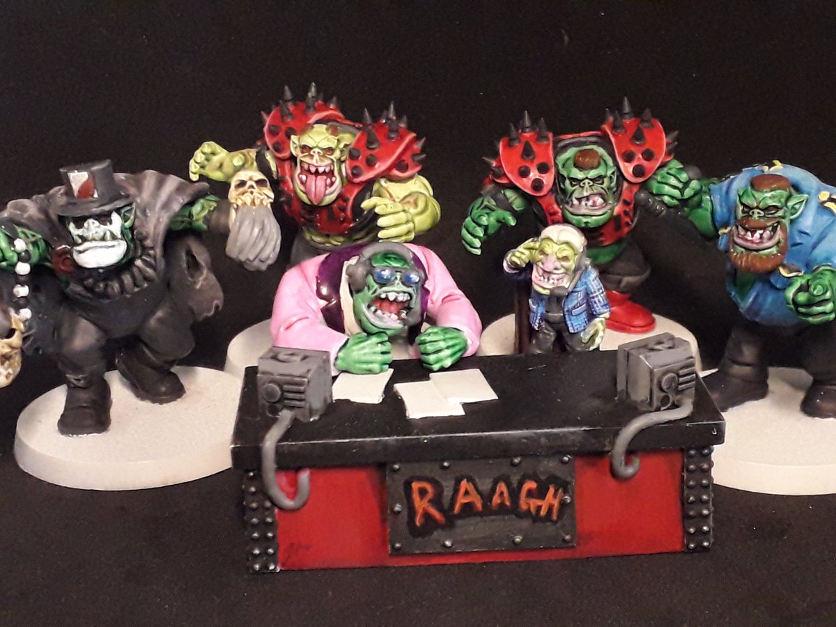 "WELKUM TO MUNDY NIGHT RAAGH!!!"