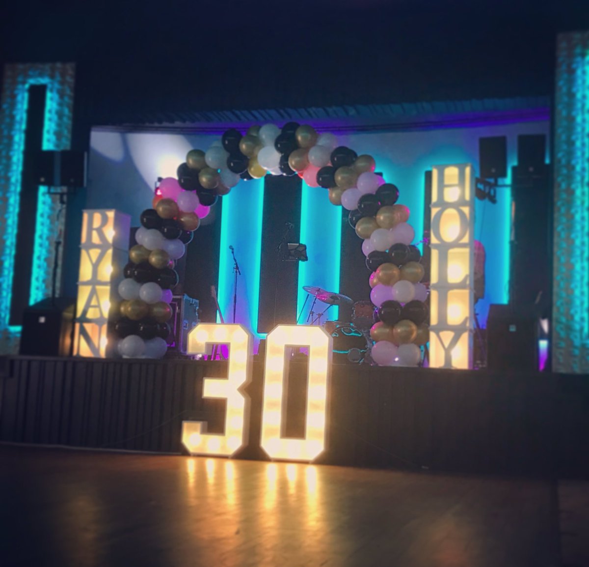 All ready to bring the happy returns at Holly &amp; Ryan’s joint birthday bash!🎉