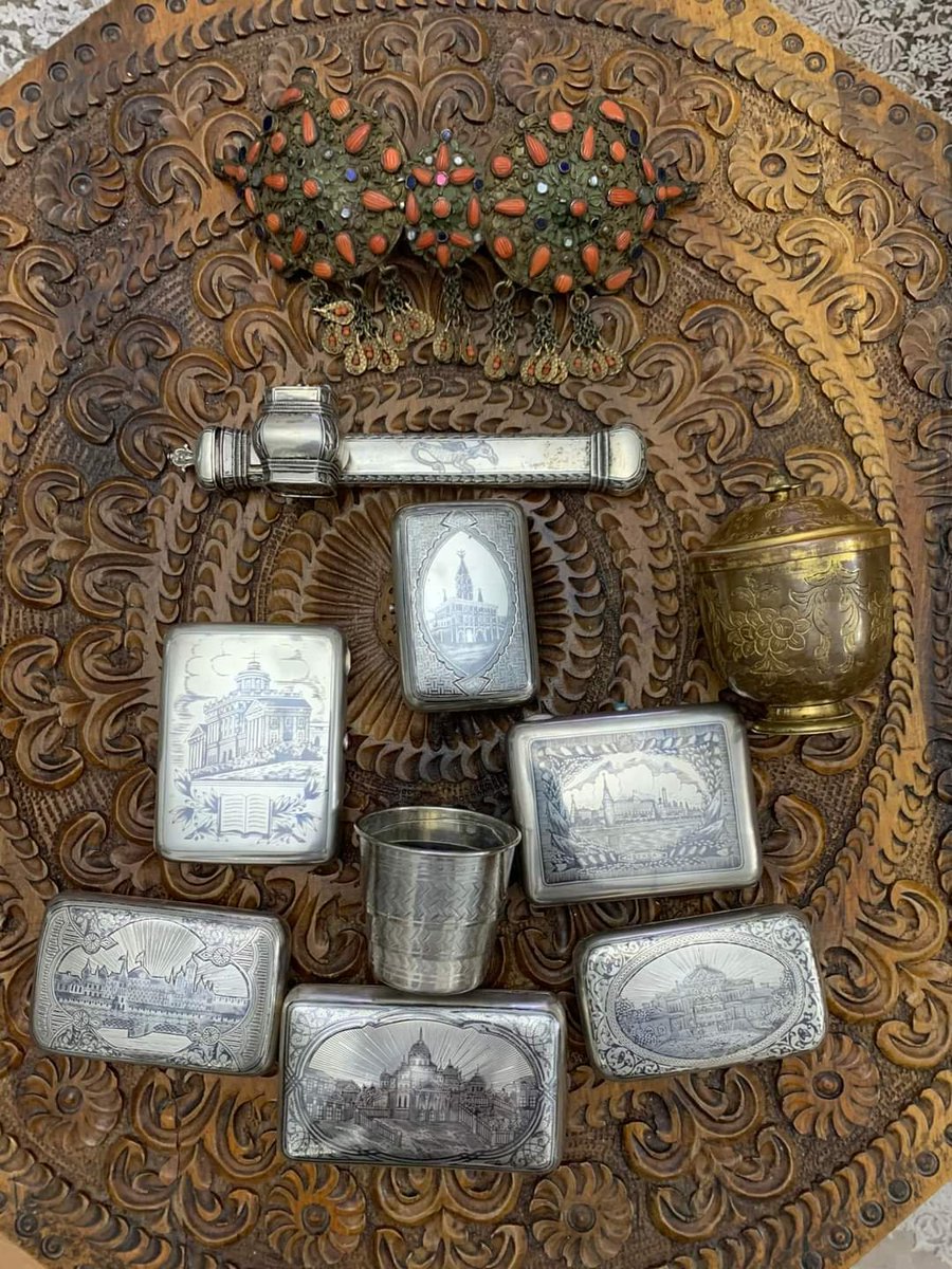 Millet aşkom kuşkom peşinde bizde Abdülhamid dönemi , Sultan Mahmud dönemi Osmanlı eserler peşinde eeee herkesin aşk anlayışı farklı Babacım 😚 #cumartesi #antiques #antik #sanat #art