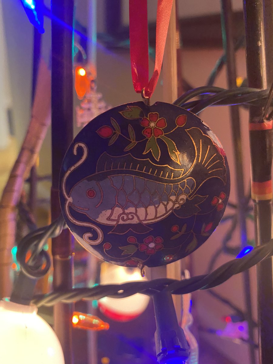 SKR_2020's tweet photo. @eatguineapigs My Fishmas tree is a great mix of made, bought, and gifted! #25DaysofFishmas https://t.co/1pfmuLZtst