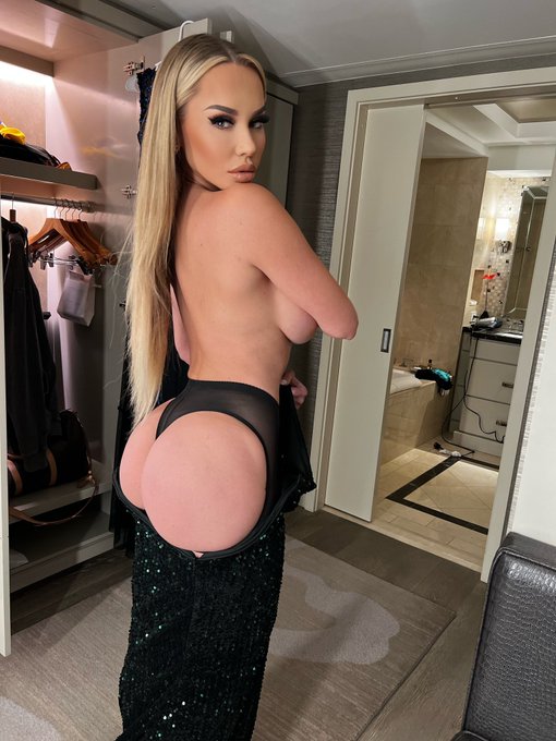 Saturdayyyyyyyy 🥰🥰🥰 https://t.co/rMrNMuS5IL<a href="/tag/claudeafterdark"class="tags"><span>#claudeafterdark</span></a>