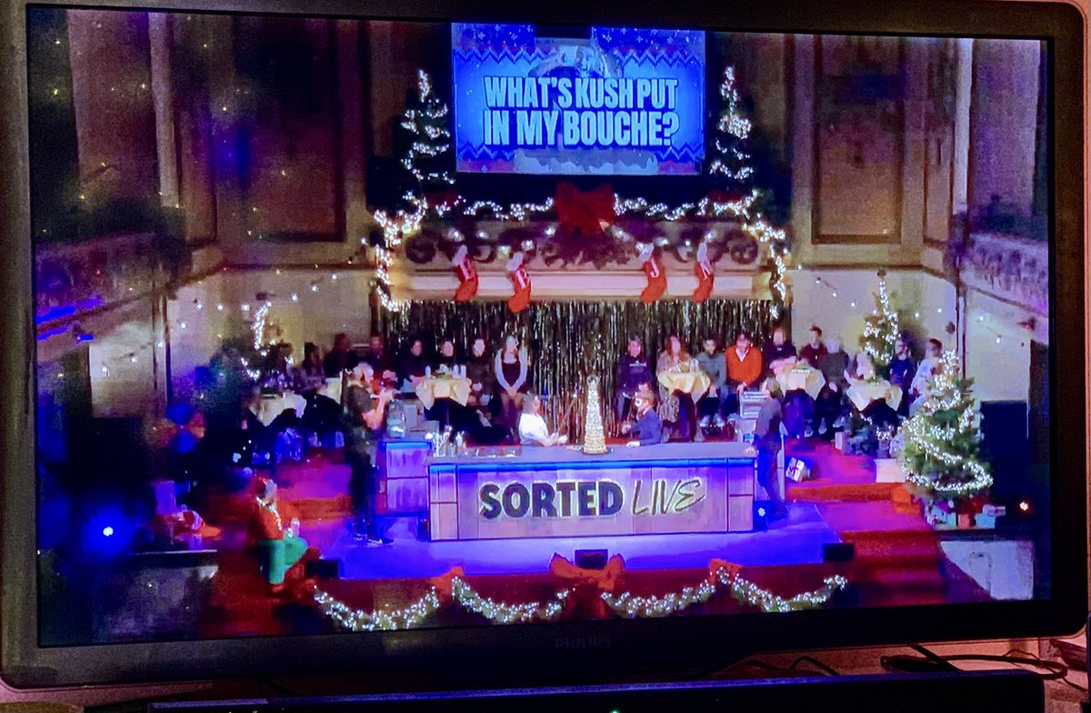 AnnCecilieN's tweet image. Trying so hard not to think naughty thoughts, but Ebbers’ comments are making it difficult. #forcifullypushedinside #SortedLive