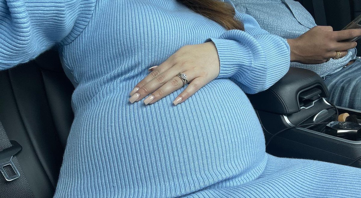 vicesqueda02's tweet photo. Halfway there with our boy 💙👣 https://t.co/IrdBfxtjuE