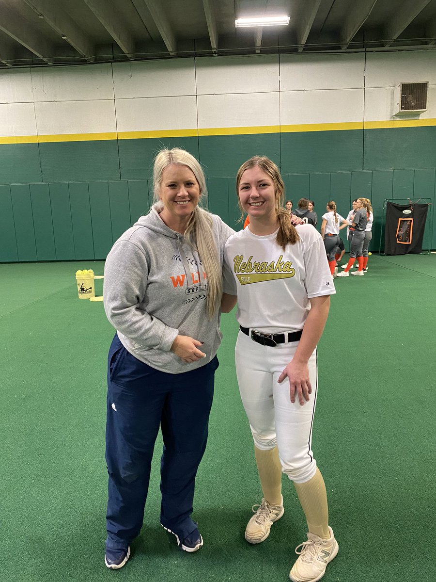 Ckempf13's tweet photo. Thank you @dc_fastpitch for hosting a great camp and to the coaches who came out. I got tons of feedback and learned some new drills to use! @NWBearcatSB @BakerWildcatSB @QrRecruiter @CoastRecruits @4StateSports1 https://t.co/nOkVqa0TZ8