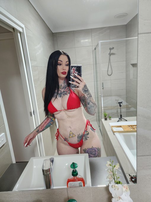Watch Hylia🌸's leaked NSFW photo on TwXstars