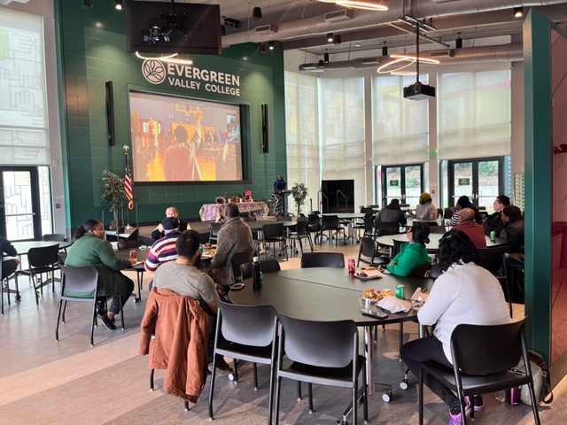 OfficialEVC's tweet photo. What a great Kwanzaa celebration with EVC and San Jose City College's Umoja District! Last week the district celebrated Kwanzaa with special guest Brotha Sockwell both in-person and virtually.π #EVCconnected #Kwanzaa https://t.co/Gq4HiHM7zh
