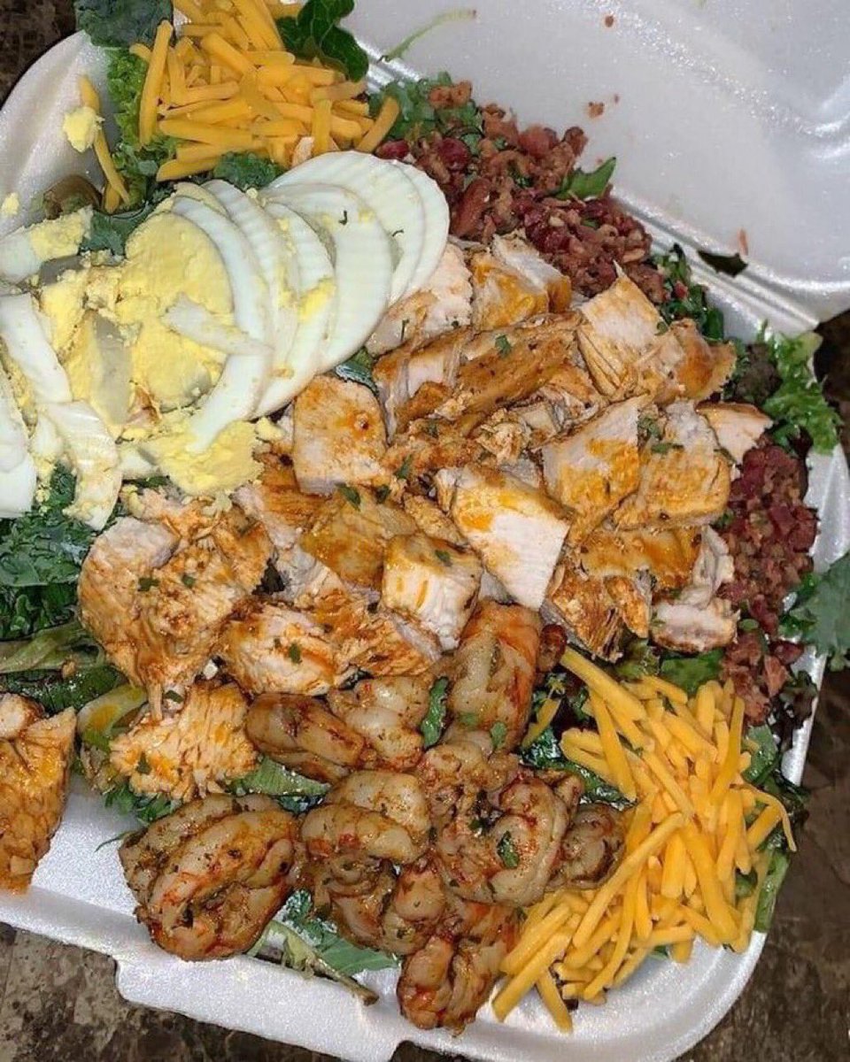 idek_tb's tweet photo. black people: i’m on a diet 

the diet: https://t.co/jErTKVqgti