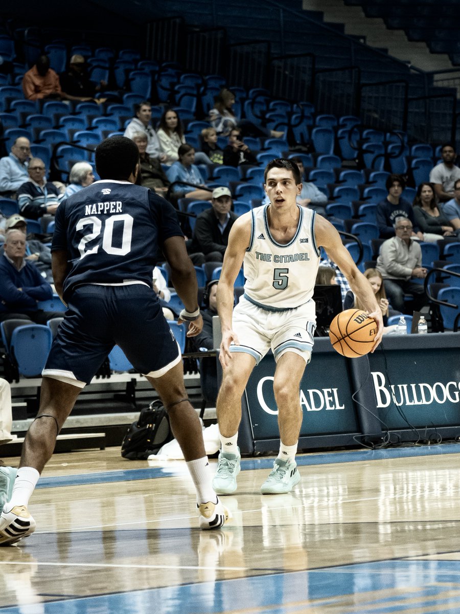WeeksMichael's tweet photo. Good game today against Longwood, but the Bulldogs came up just a bit short.  Controversial calls at the end didn't help.  Longwood 75, Citadel 70.  @Citadel1842 @CitadelSports @CitadelHoops @NcaaBasketbalI https://t.co/VrZEiBB2Lw