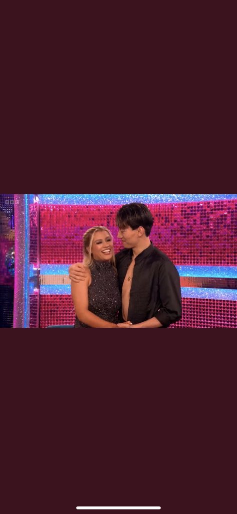EliseNeill's tweet photo. #Strictly rt if you think mollys rumba deserved 40!! https://t.co/np9cT5v7Bg