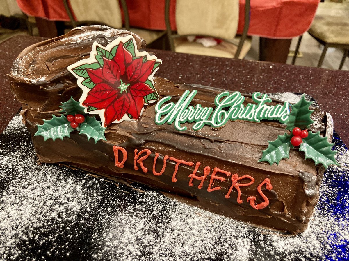 shawnjasoneh's tweet image. Sweet gift! Thanks Geraldine :)