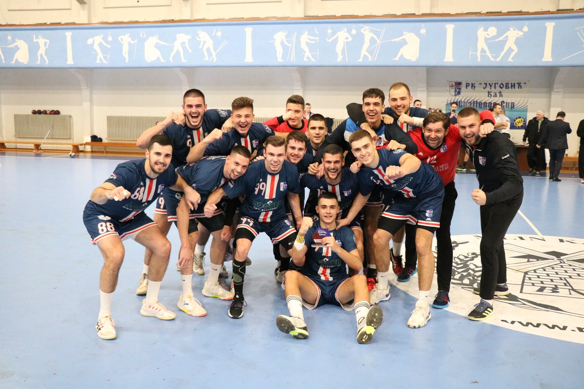 jugovickac's tweet photo. ПОБЕДА!
Југовић - Рудар 29:23
#Jugović #Kać #Rudar #arkusliga #Srbija #rukomet #handball https://t.co/KVIEeFZrq4