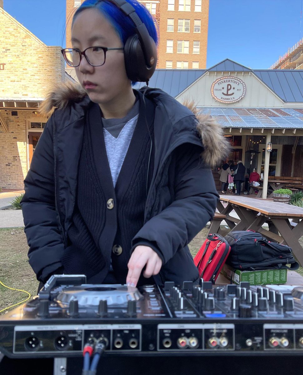the_am_project's tweet photo. The Dog Guide of San Antonio’s Downtown Dog Market and Santa Paws Parade was the place to be today. Thank you for having our DJs (which are on Santa’s “nice” list) entertain the 4 legged friends 🐶 https://t.co/XFdq7XQFAi