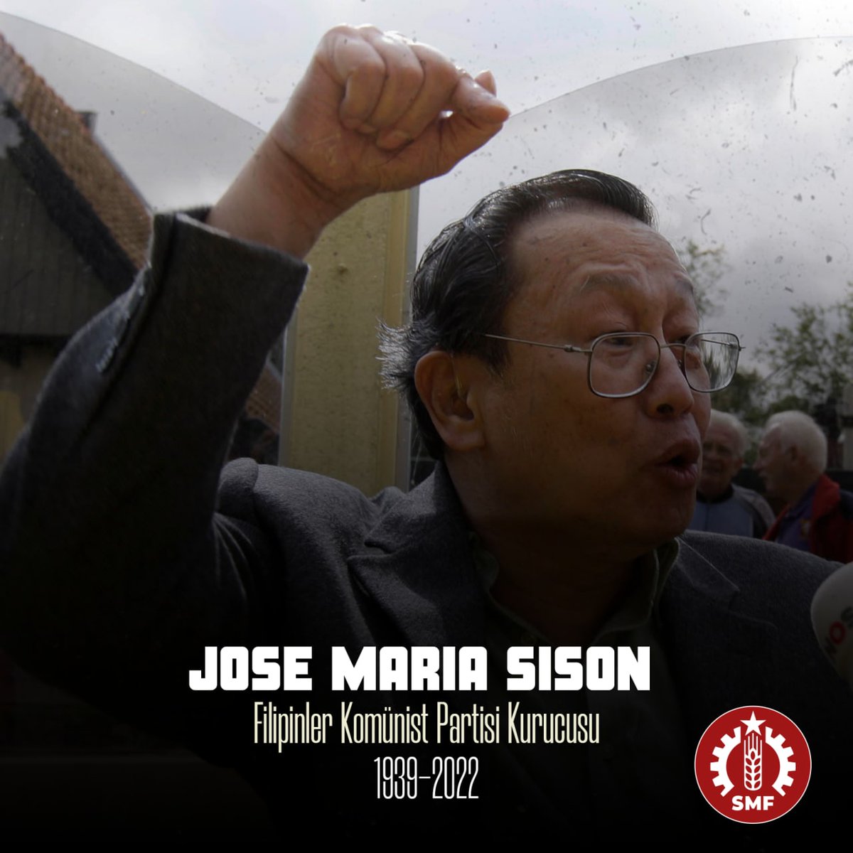 Enternasyonal proletaryanın komünist önderlerinden ve Filipinler Komünist Partisi kurucularından Jose Maria Sison Hollanda'da yaşamını yitirdi.

Dünya devrim mücadelesine katkıları asla unutulmayacak; her zaman saygıyla anılacaktır.

 #JoseMariaSison #KaJomaLives