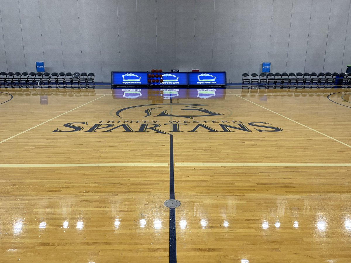 skaita16's tweet photo. Thanks @htsumura. Glad to see you again at #TBI2022. To the athletes, great job over these two weeks. It’s been a blast.
Looking forward to reconnecting with you next year! Happy holidays, and see you very soon. Cheers.
#ChanceMoment | #Announcer | @LangleyEvents https://t.co/jSkxsdkGgU