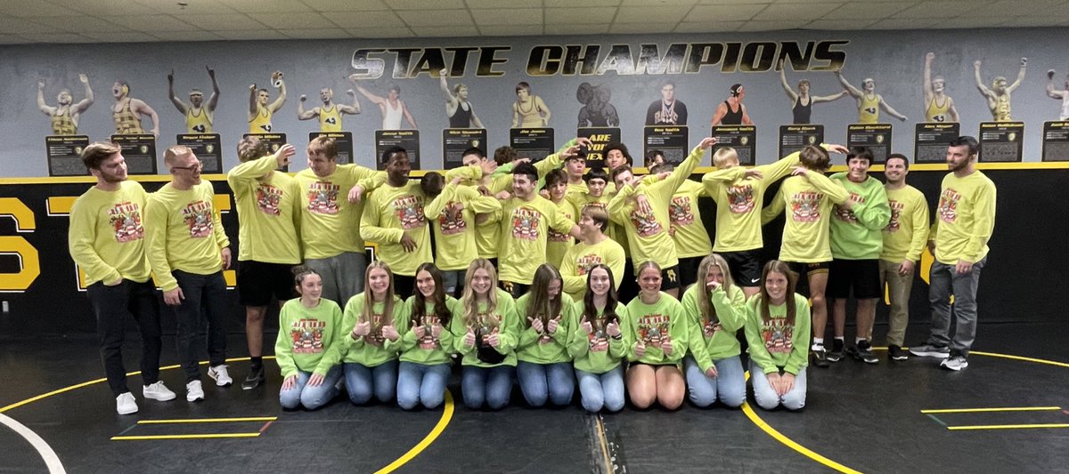 🎅🏼Red Owens 🎁 Champs🏆

Barn🔥Burner of a final. 
Bett Wrestling are ⚒️ this year. Scrap again soon. 

Thanks all for a fun Red Owens week!! 🎄#GoRams