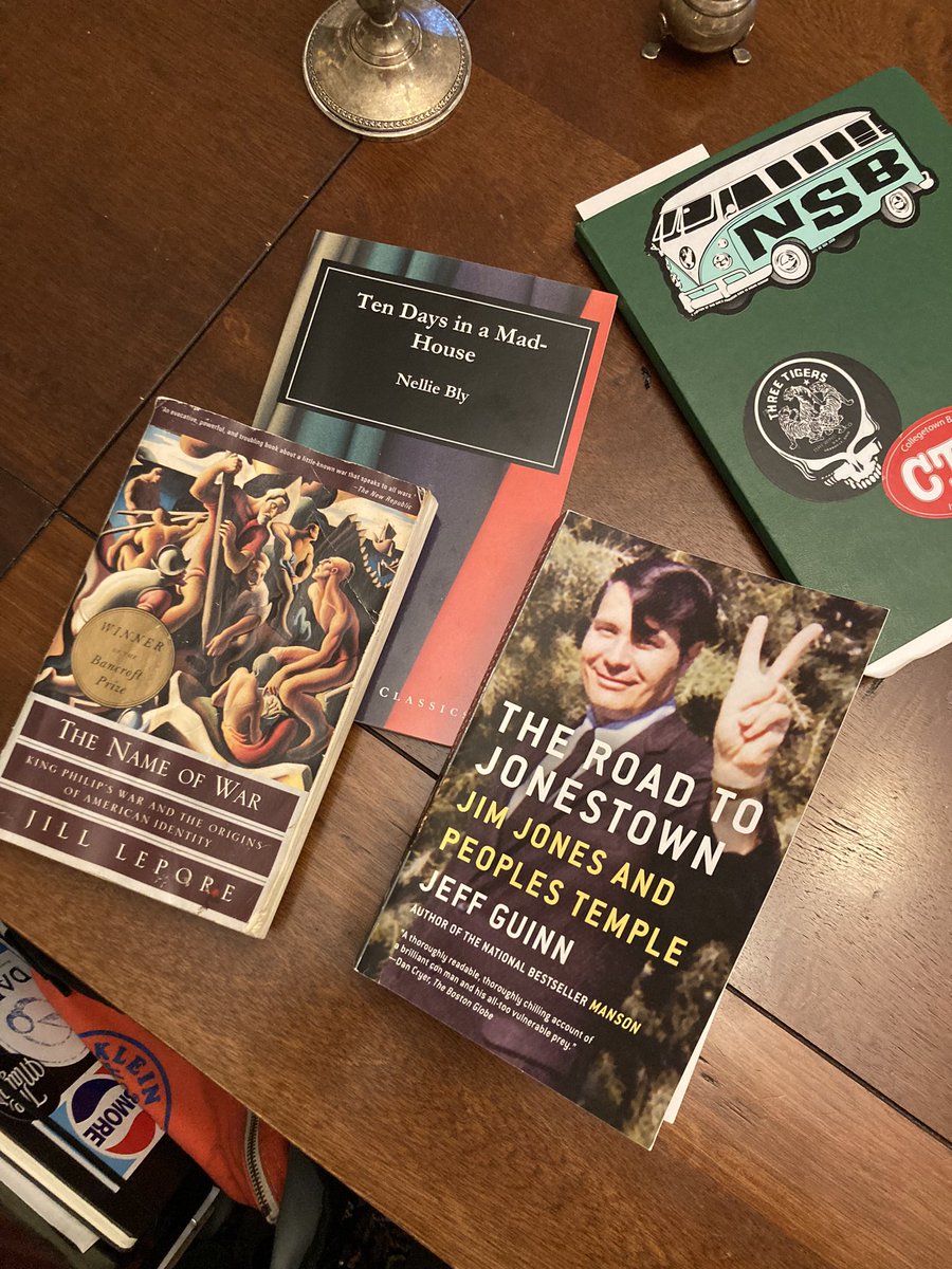 mrHooksHorde tweet media