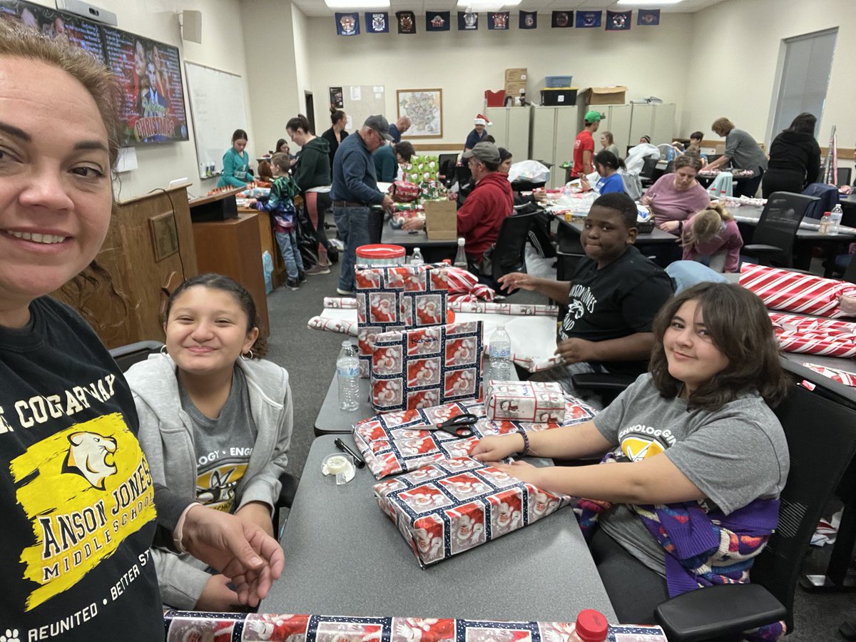 Candace Frazor (@ca_frazor) on Twitter photo The Random Acts of Kindness Club wrapping presents for kids in need at the Fire Training Academy 🎁 <a href="/NISDJones/">Jones Middle School</a> <a href="/NISDJonesSTEM/">Anson Jones Magnet School</a> The Random Acts of Kindness Club wrapping presents for kids in need at the Fire Training Academy 🎁 <a href="/NISDJones/">Jones Middle School</a> <a href="/NISDJonesSTEM/">Anson Jones Magnet School</a>