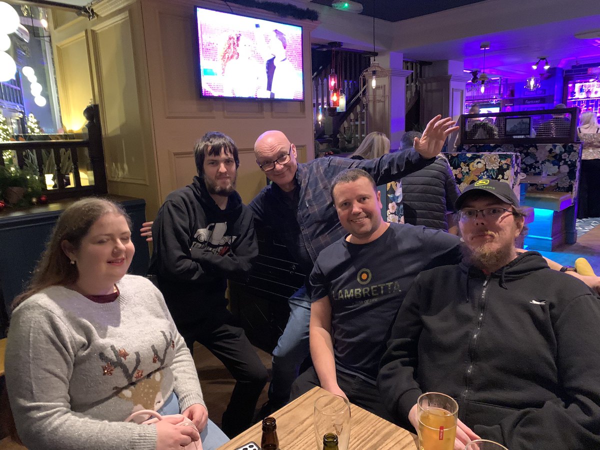 ADeadGuyUK's tweet photo. Having a blast with the @BVARTrucking Xmas meet-up 2022! https://t.co/nIe8A3XNej