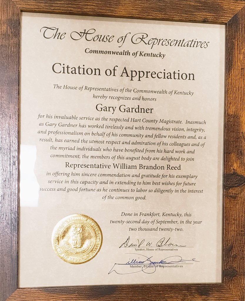 Honored 2 present Hart County Magistrate Gary Gardner a Citation of Appreciation 4 his years of dedication & service! May his retirement be blessed with peaceful rest & reflection! Thank you my friend! @KACo #District24Proud