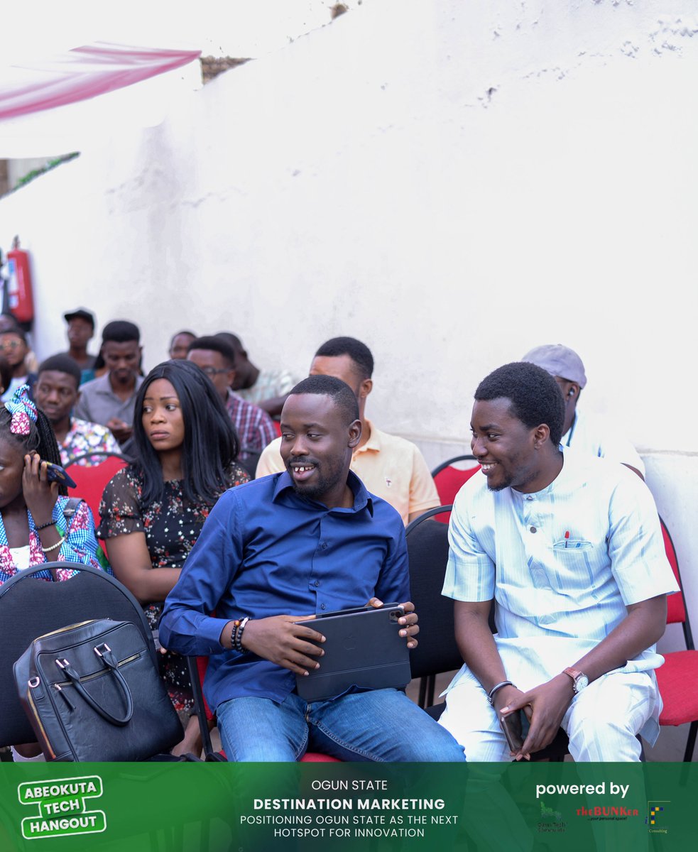 oguntech_'s tweet photo. #thebunker_abeokuta
#mtnNG
#theBUNKunkerABK
#mtnNG
#Oguntechcommunity
#Abktechhangout
#ATH3.0 https://t.co/EqJCkgSF7O