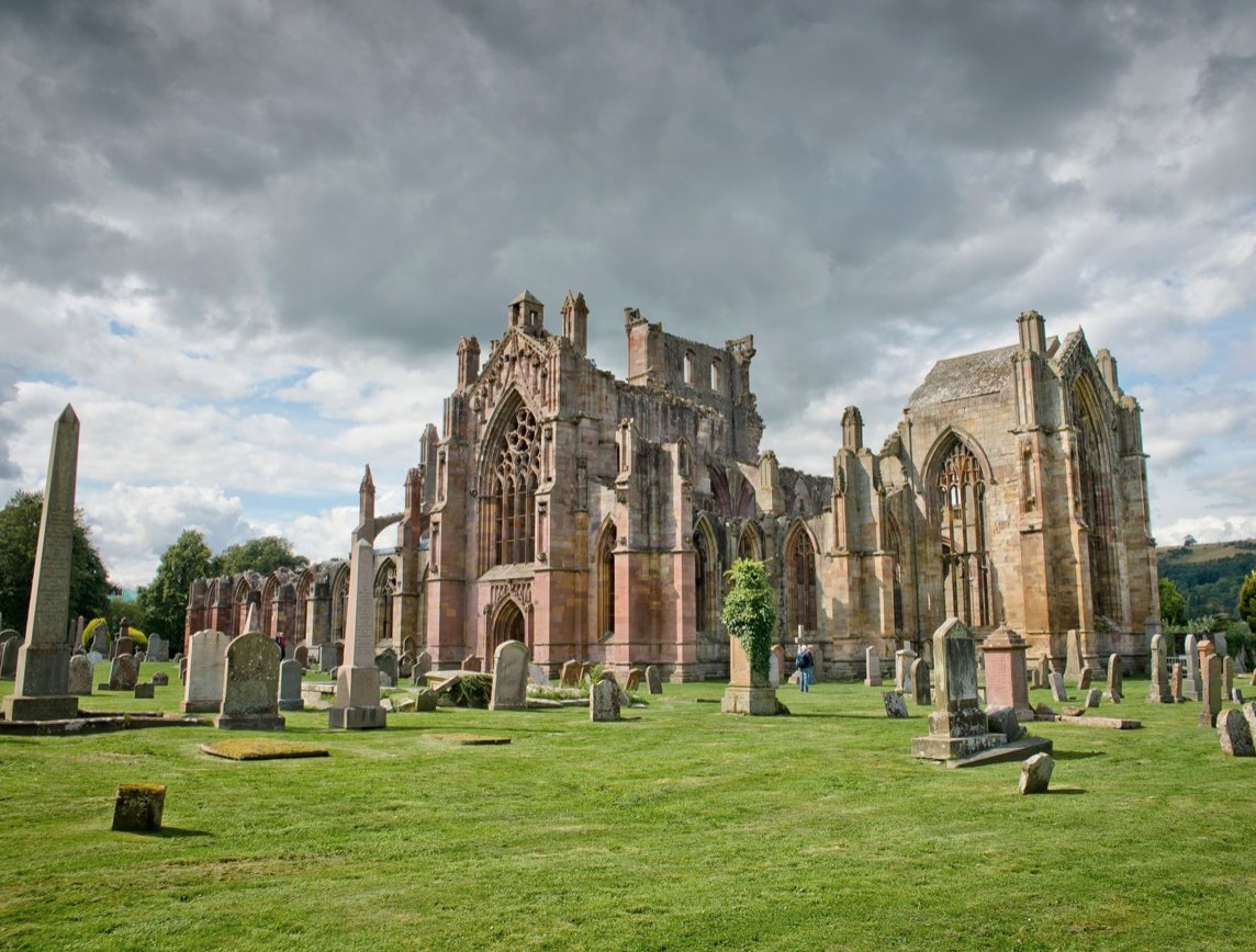 StAndrewsMTL's tweet photo. 15 SCOTTISH TOUR IDEAS FOR BOOK LOVERS
Who could deny the literary appeal of Scotland? Rugged mountains, misty islands, dazzling cities, a country both ancient and modern; in short, a writer’s dream.
https://t.co/Ucy93kZwqw
#sasmtl #scottishtradition #scottish https://t.co/oJNgI4s6UH