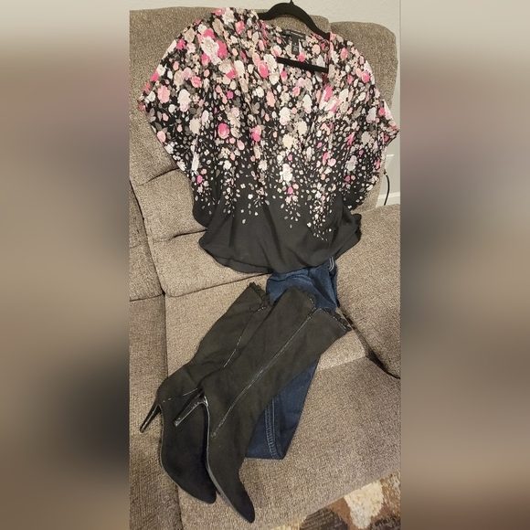 JanetSmithmodel's tweet image. So good I had to share! Check out all the items I'm loving on @Poshmarkapp #poshmark #fashion #style #shopmycloset #americanrag #toryburch #incinternationalconcepts: posh.mk/bvYSmRDlQvb