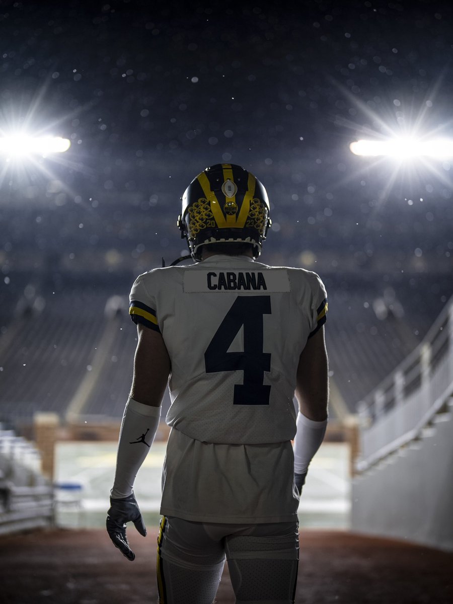 😏⏳ #goblue