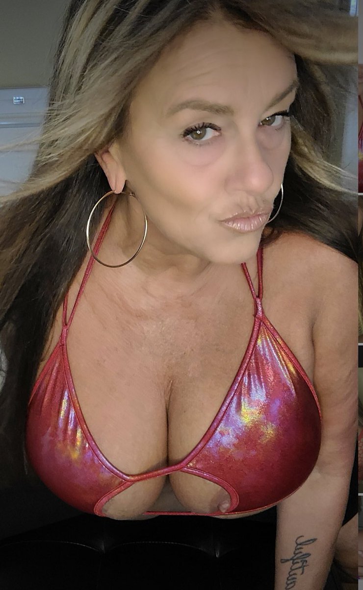 PJ7282's tweet photo. Anyone wants to tribute me I’m craving hard cocks #coctribute #cumtribute stroke those throbbing cocks for mommy #cumslut https://t.co/zuc0lngzUP